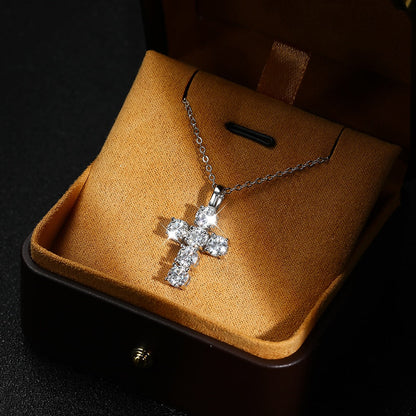 Colar Crucifixo Moissanite em Prata banhada a ouro 18K - Loratta